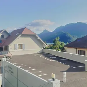 Appartement Très Bel En Rez De Jardin,, Talloires